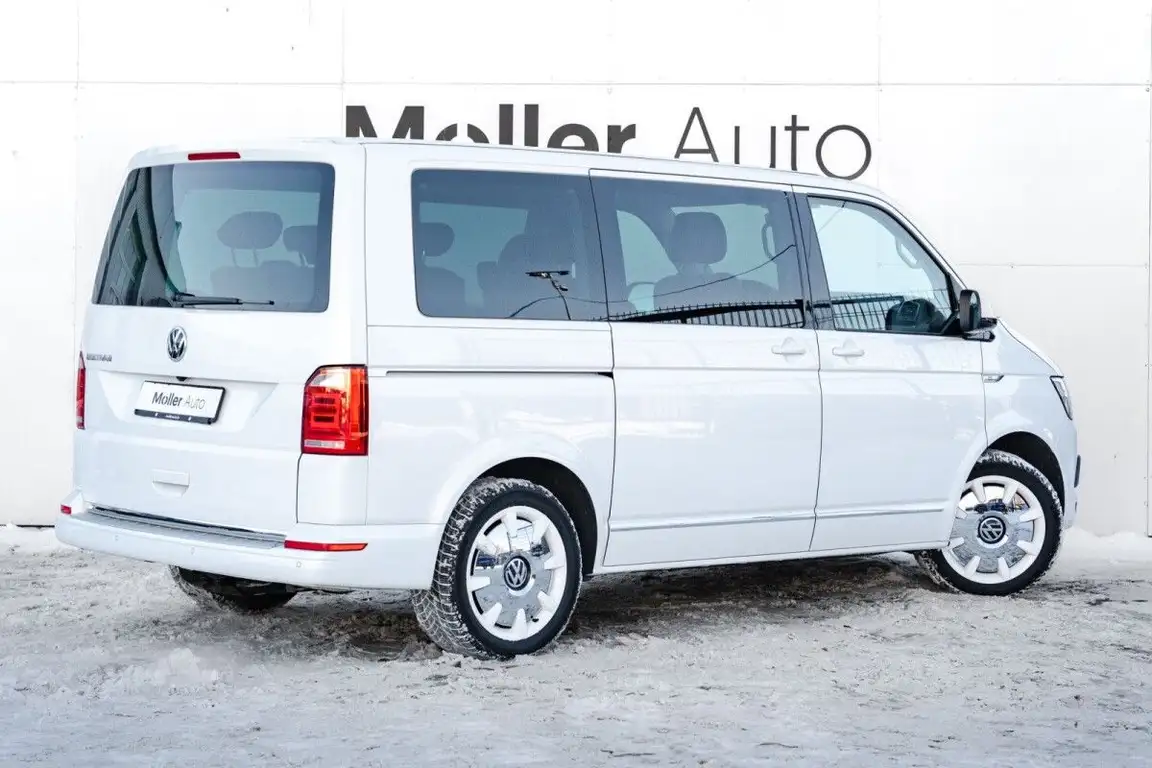 VOLKSWAGEN MULTIVAN