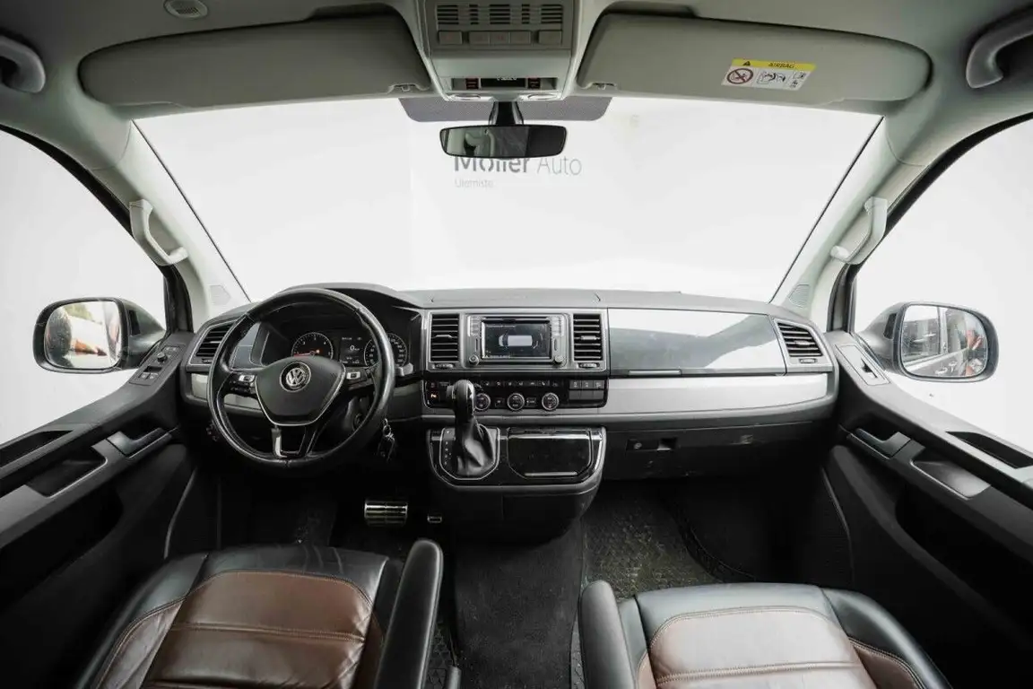 VOLKSWAGEN MULTIVAN
