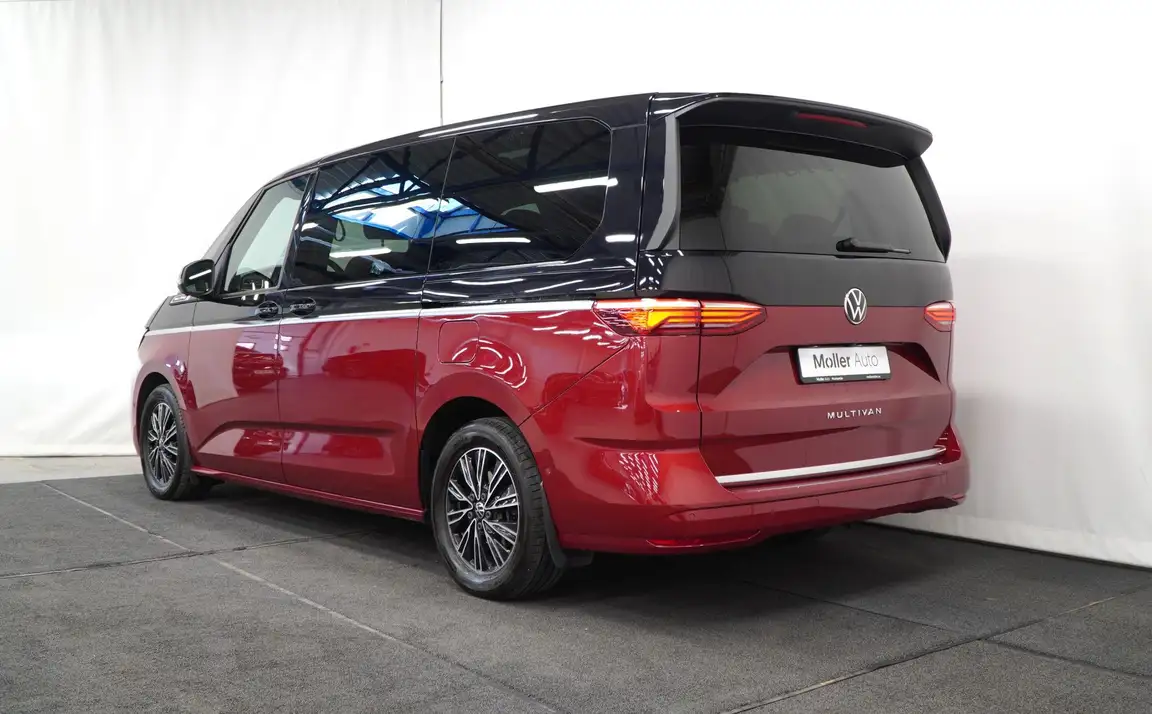 VOLKSWAGEN MULTIVAN