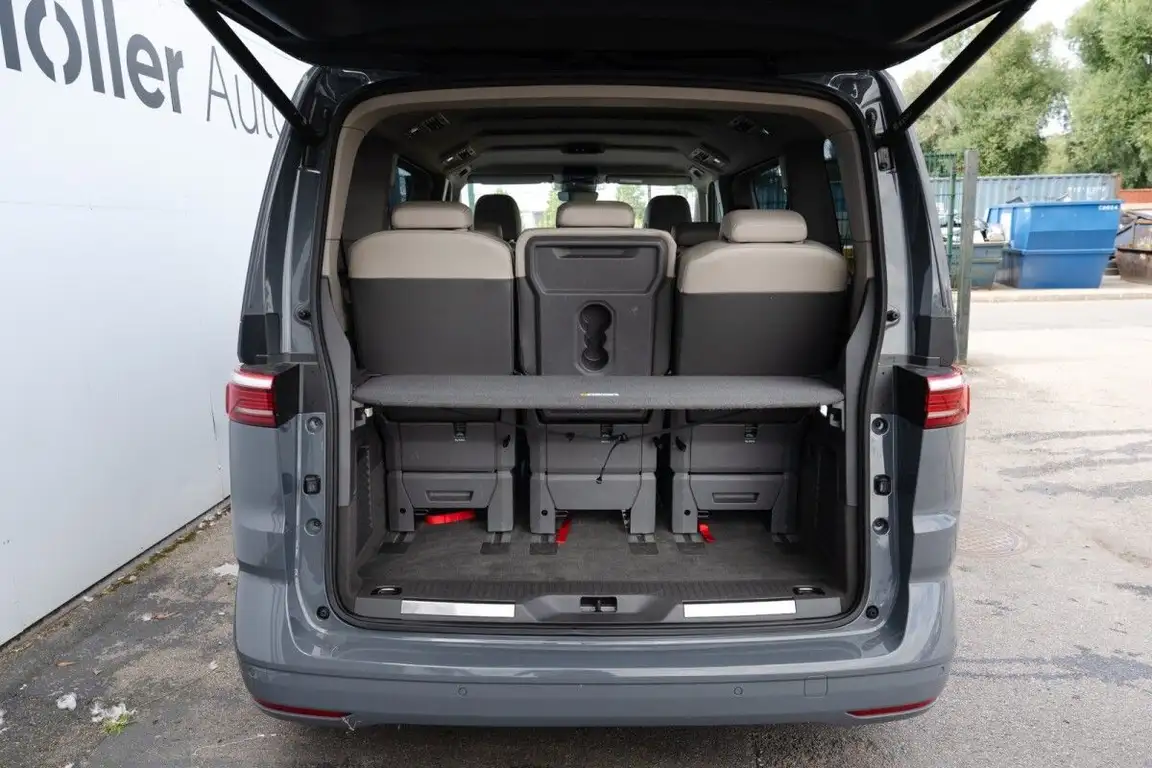 VOLKSWAGEN MULTIVAN