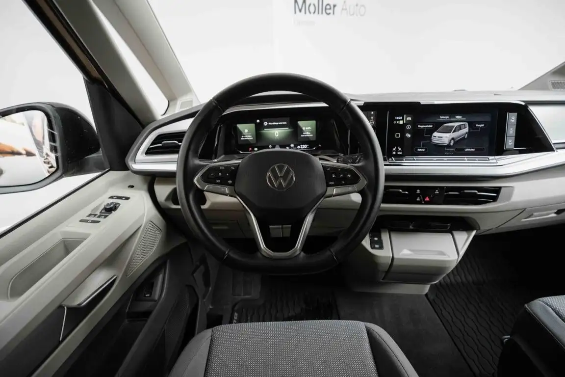 VOLKSWAGEN MULTIVAN