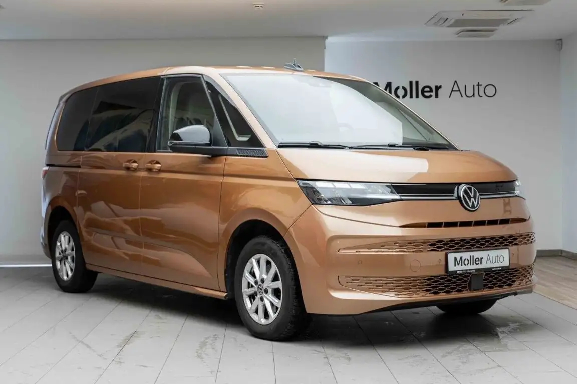 VOLKSWAGEN MULTIVAN
