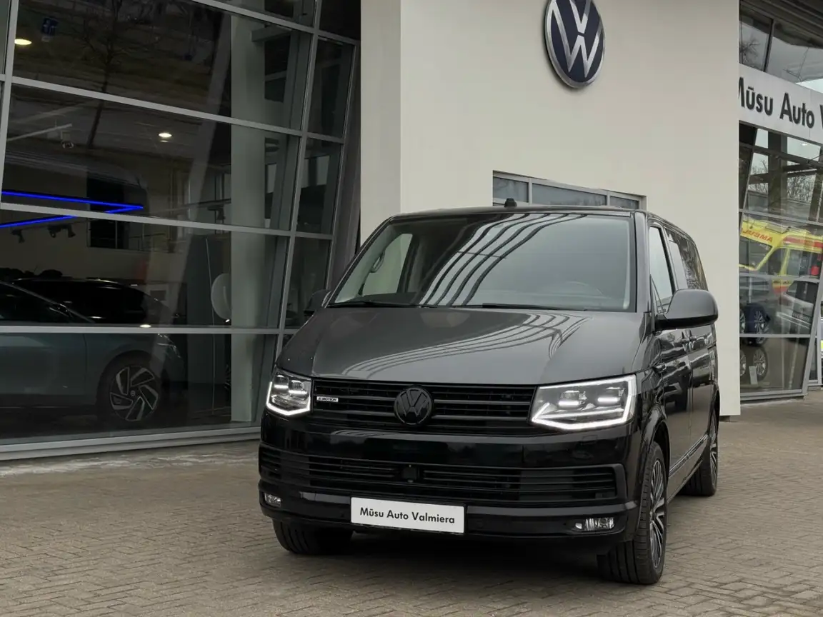 VOLKSWAGEN MULTIVAN