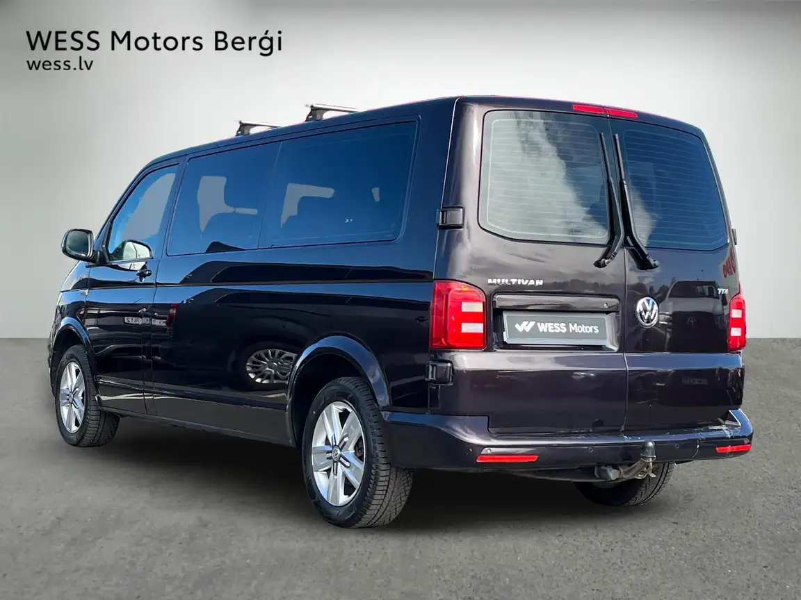 VOLKSWAGEN MULTIVAN