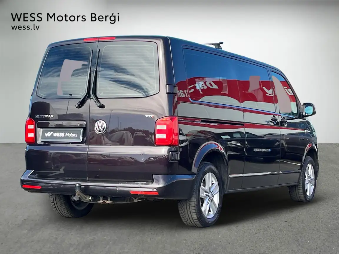 VOLKSWAGEN MULTIVAN