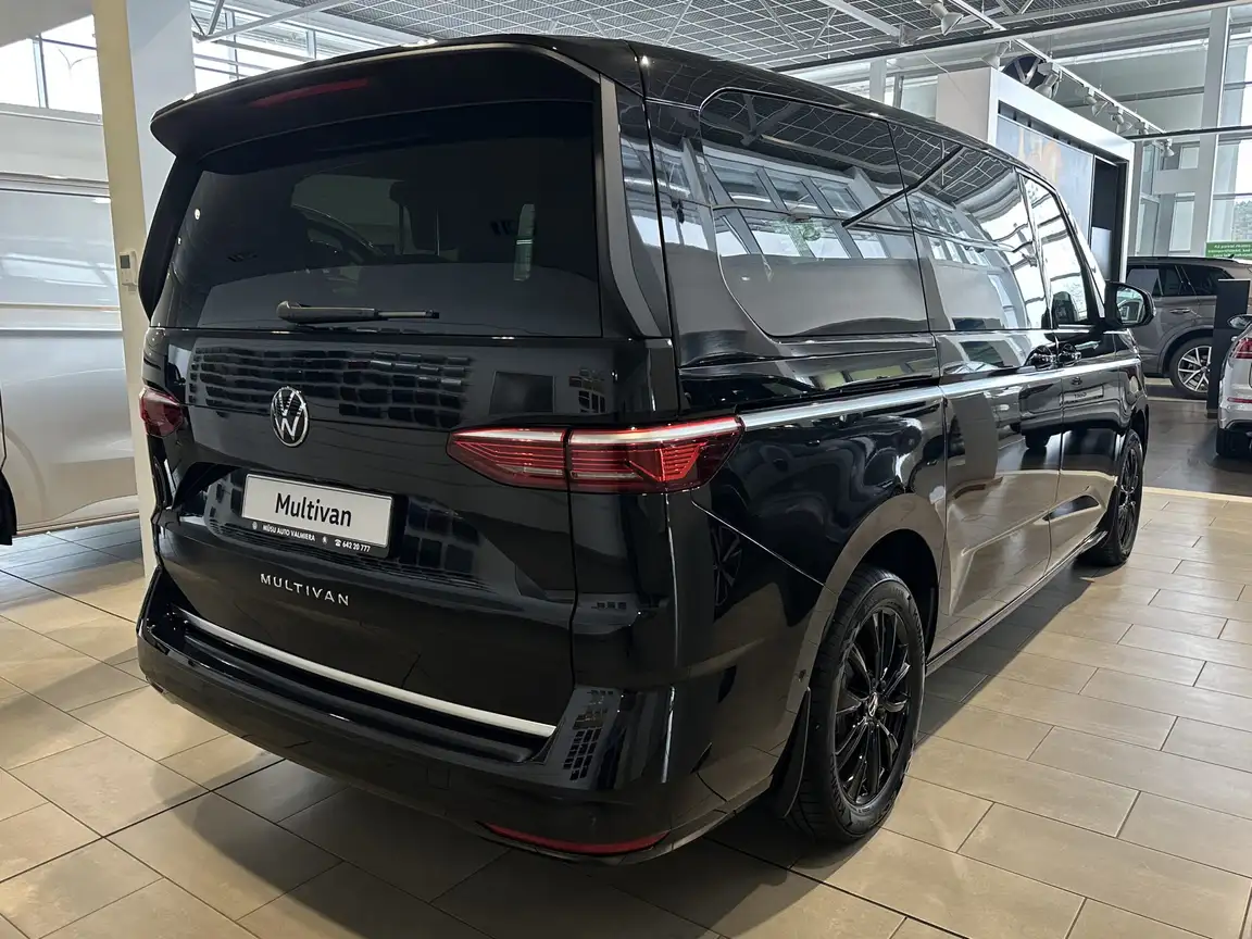 VOLKSWAGEN MULTIVAN