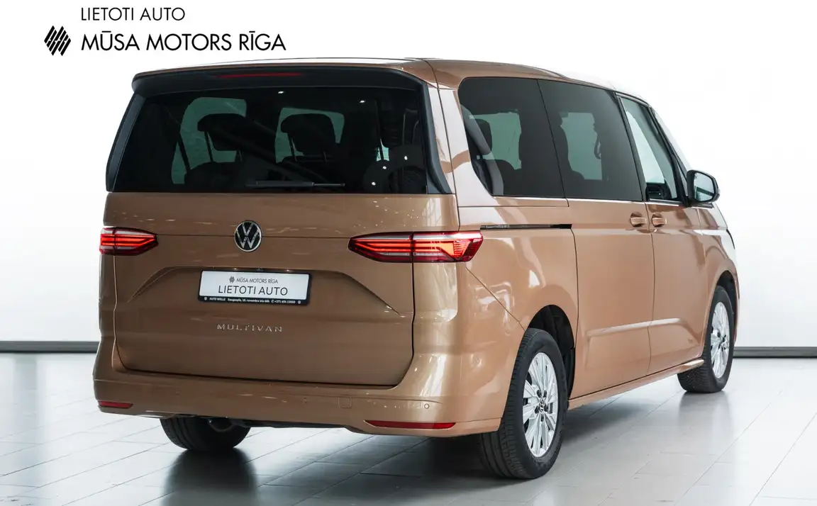 VOLKSWAGEN MULTIVAN