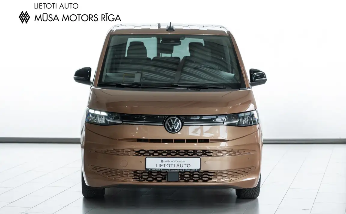 VOLKSWAGEN MULTIVAN