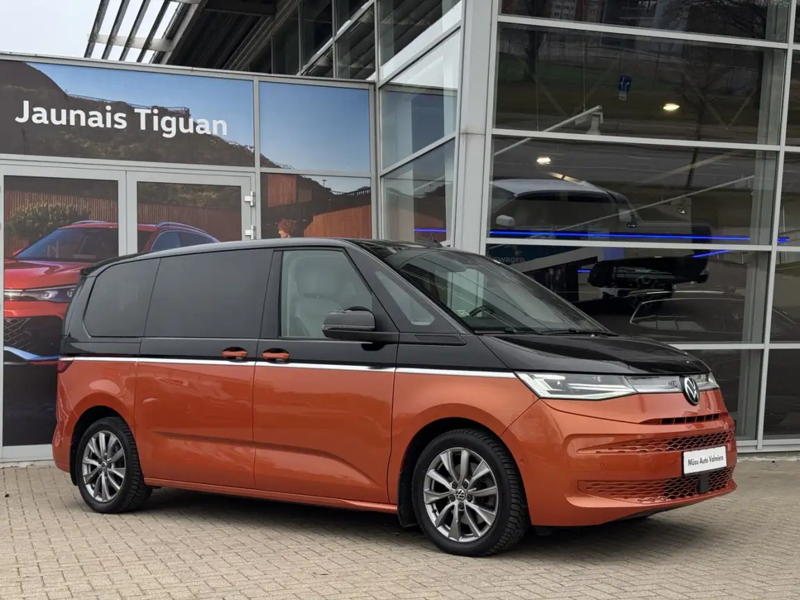 VOLKSWAGEN MULTIVAN