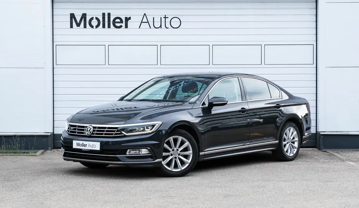 VOLKSWAGEN PASSAT