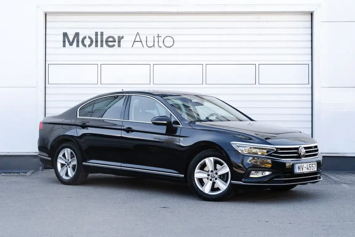 VOLKSWAGEN PASSAT