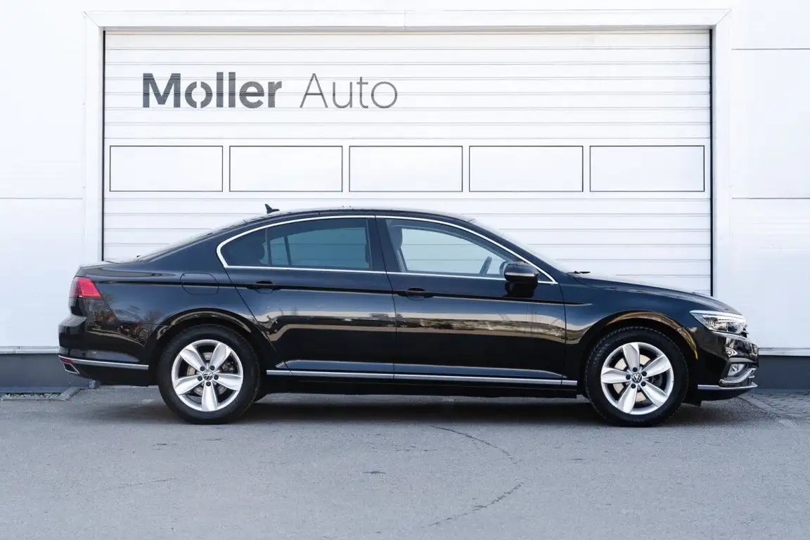 VOLKSWAGEN PASSAT