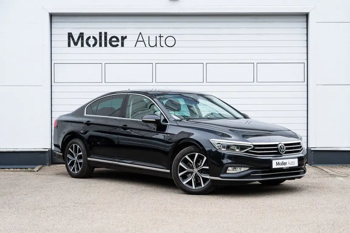 VOLKSWAGEN PASSAT