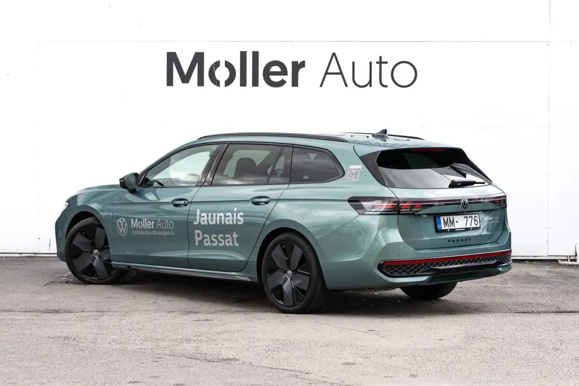VOLKSWAGEN PASSAT
