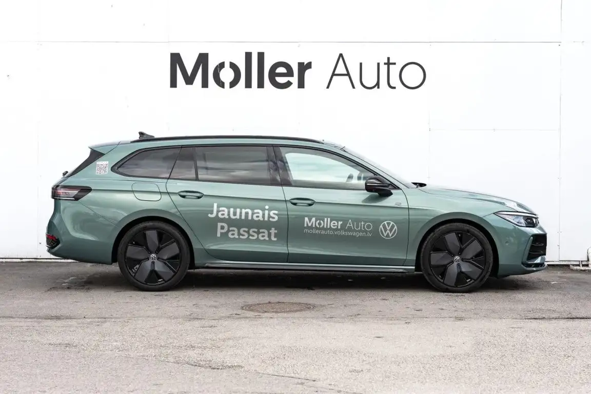 VOLKSWAGEN PASSAT