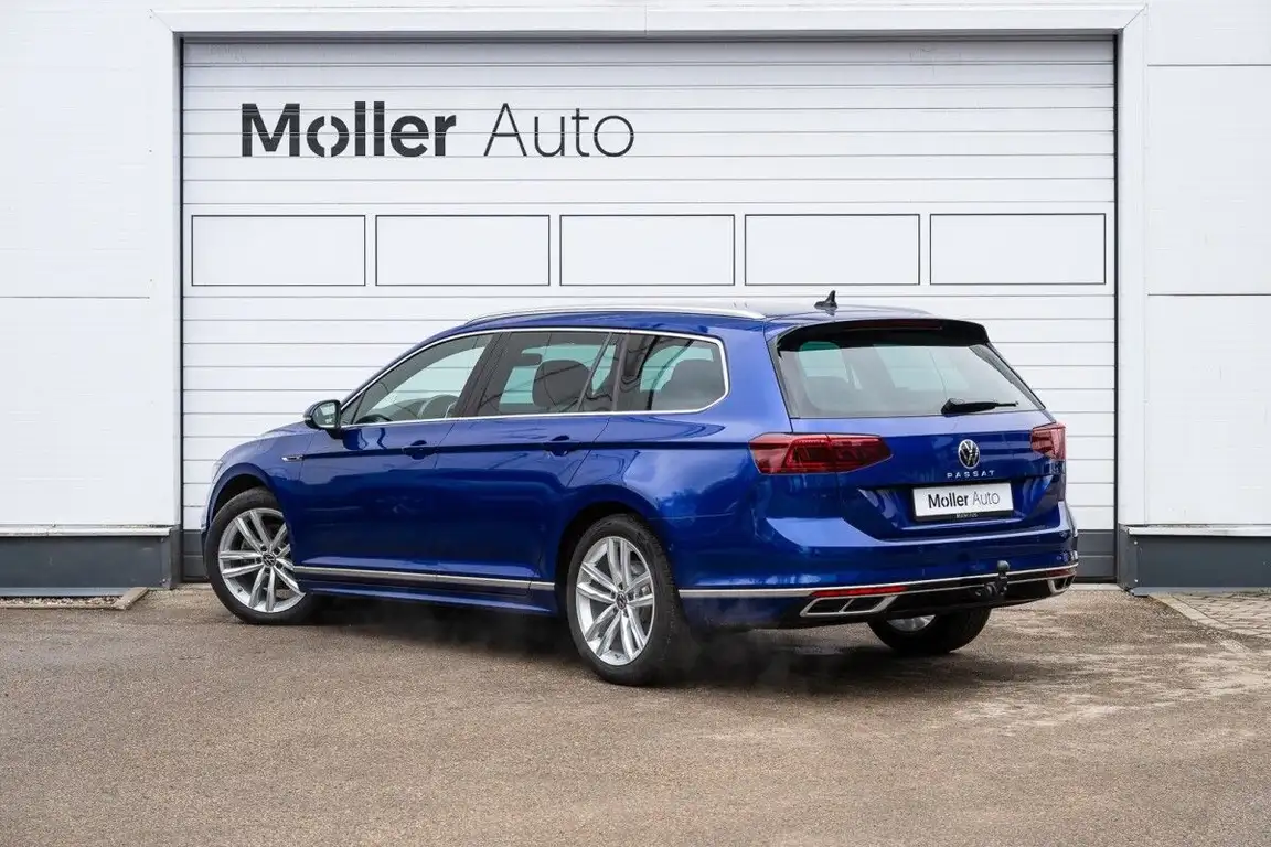 VOLKSWAGEN PASSAT