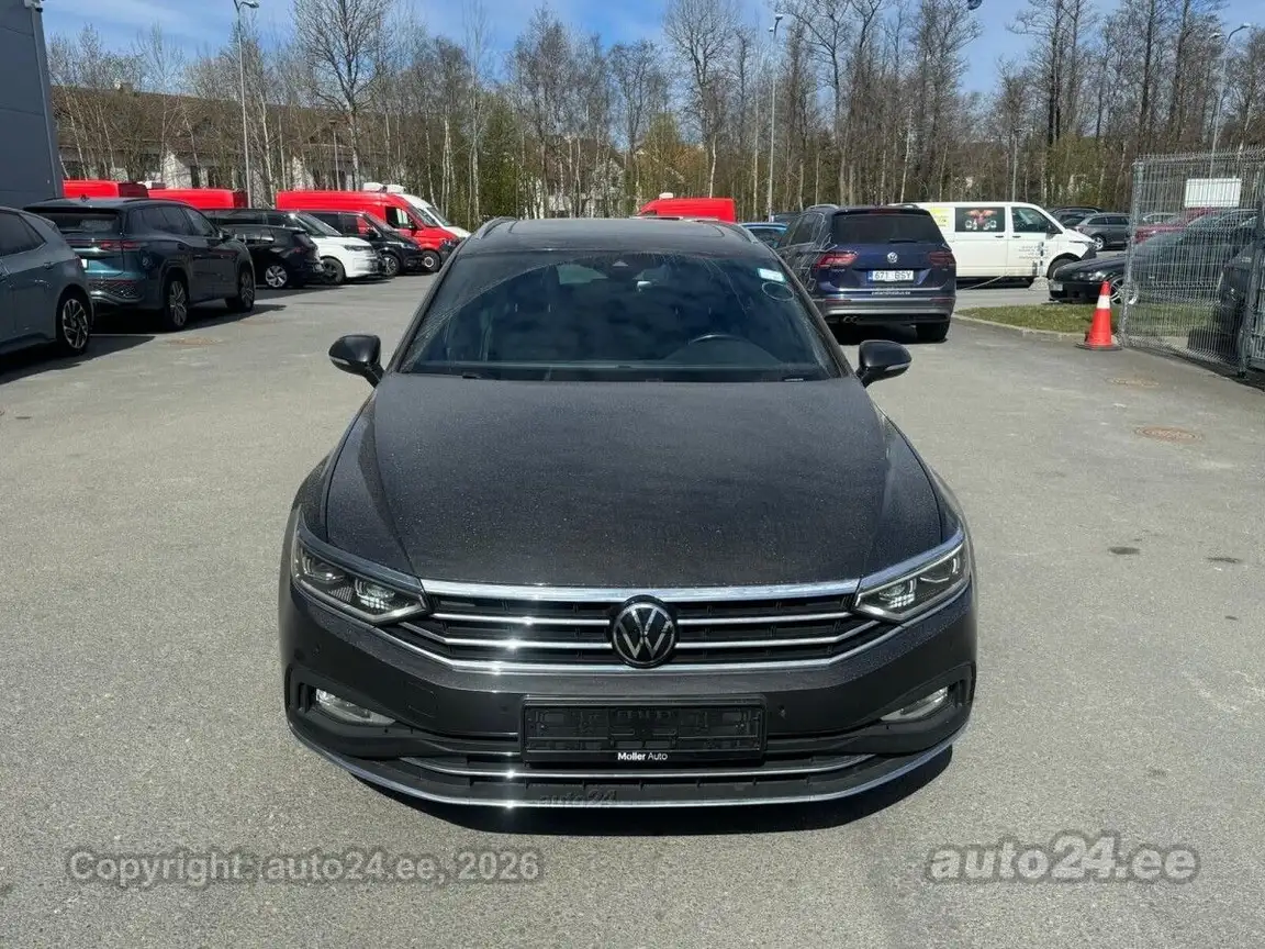 VOLKSWAGEN PASSAT