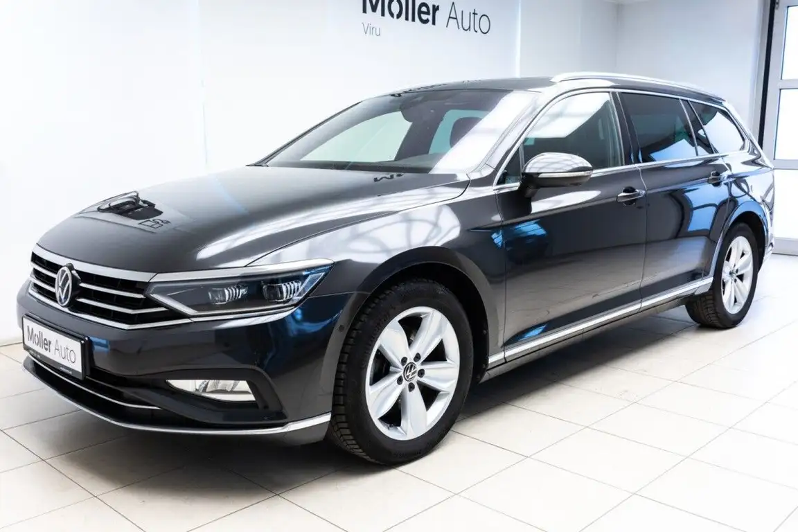 VOLKSWAGEN PASSAT