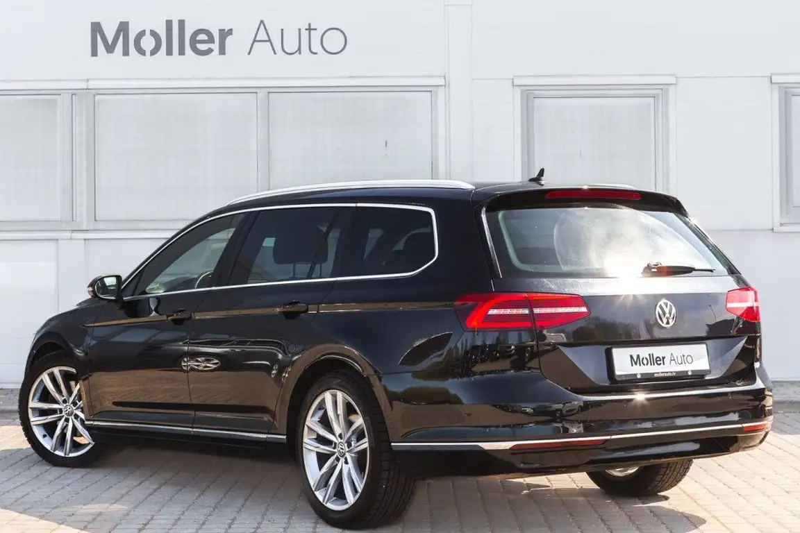 VOLKSWAGEN PASSAT