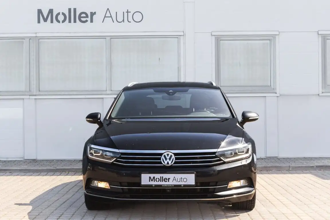VOLKSWAGEN PASSAT