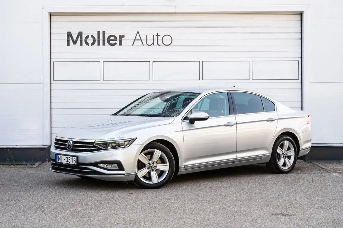 VOLKSWAGEN PASSAT