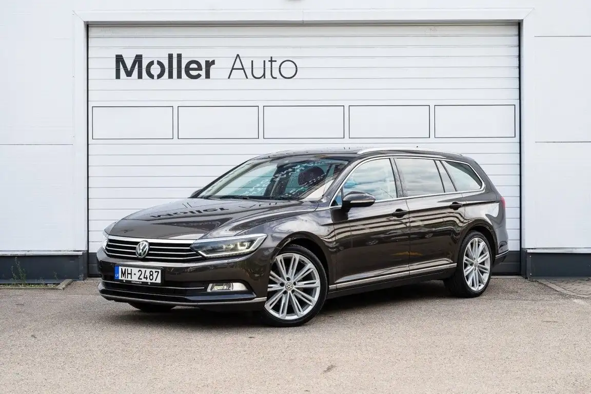 VOLKSWAGEN PASSAT
