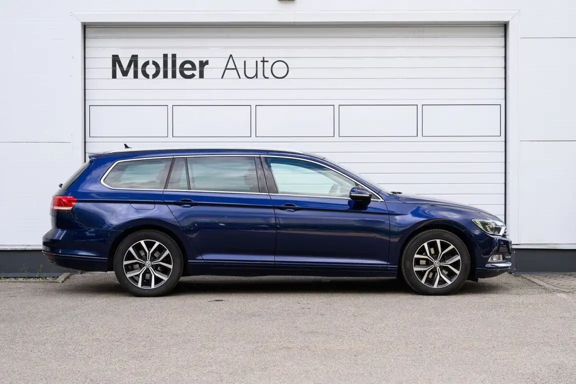 VOLKSWAGEN PASSAT