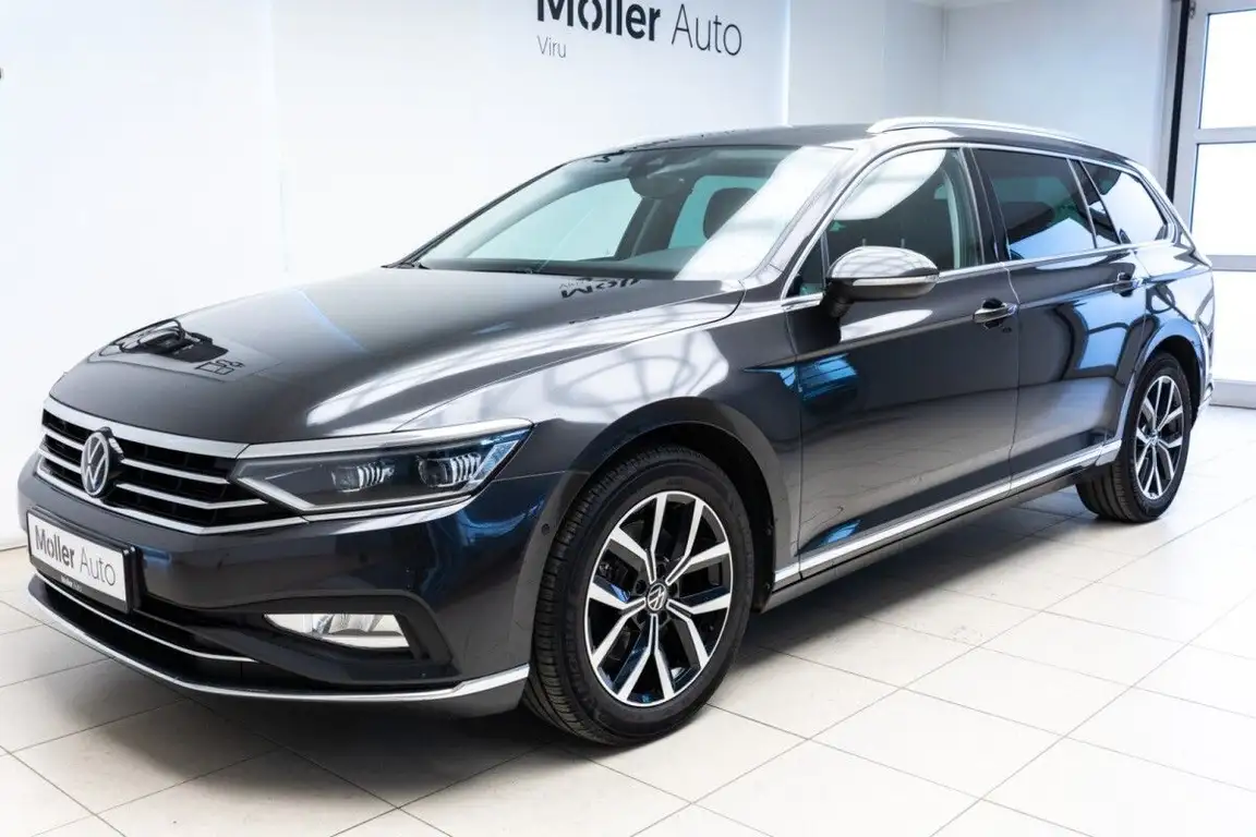 VOLKSWAGEN PASSAT