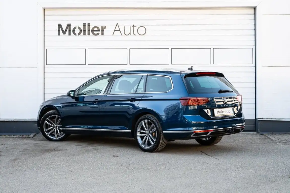 VOLKSWAGEN PASSAT