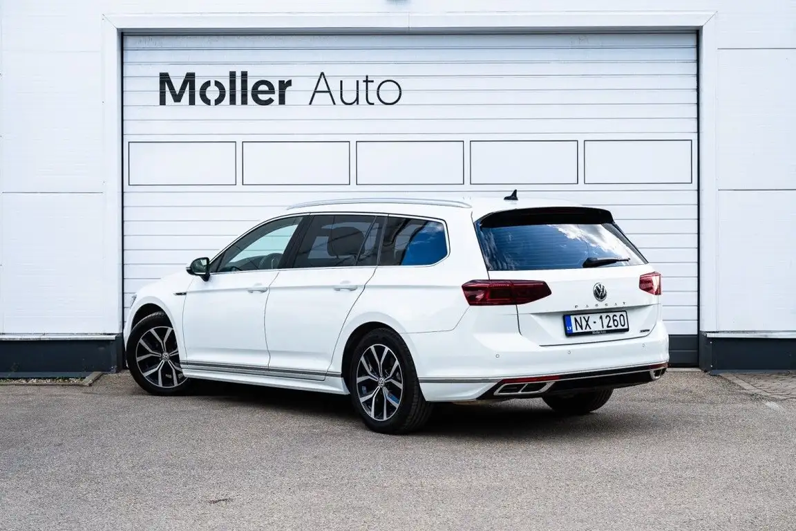 VOLKSWAGEN PASSAT