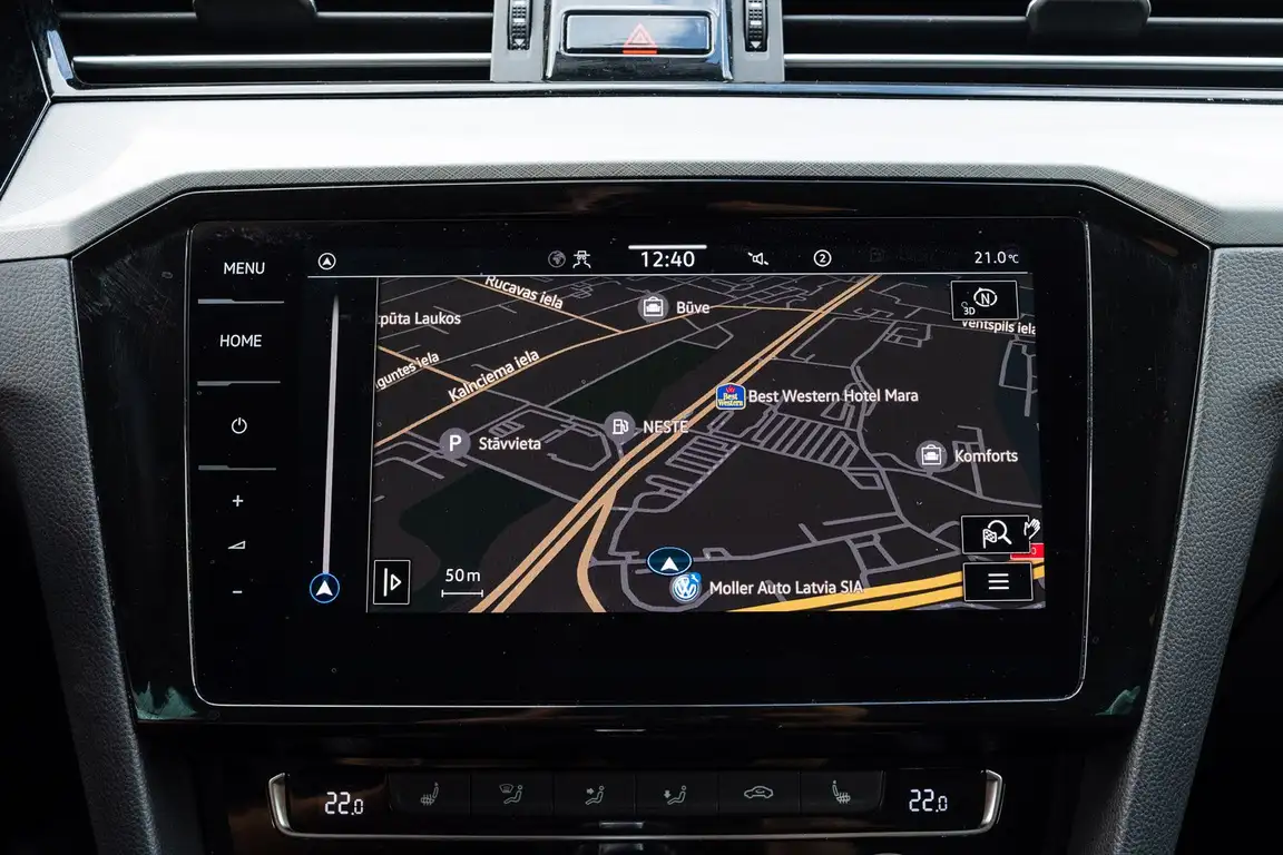VOLKSWAGEN PASSAT