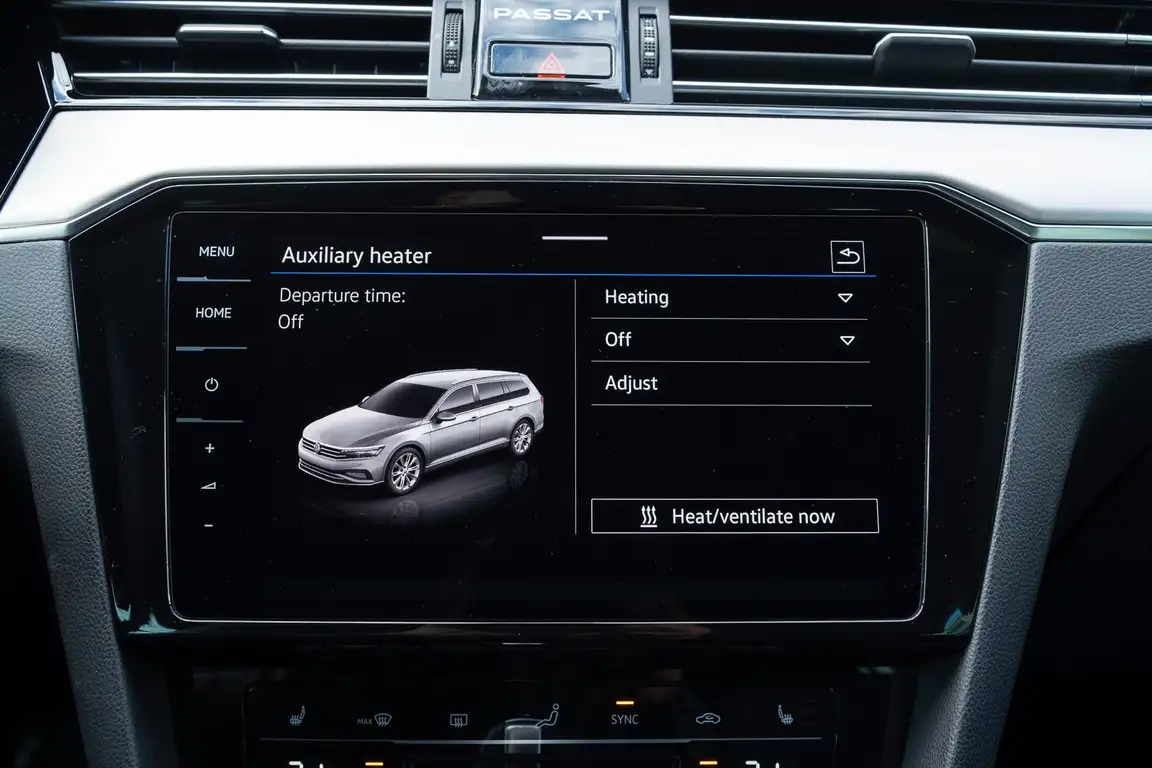 VOLKSWAGEN PASSAT