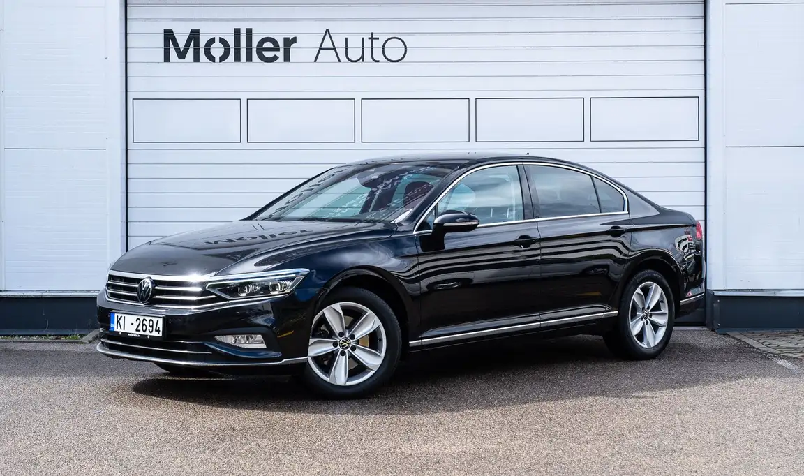 VOLKSWAGEN PASSAT