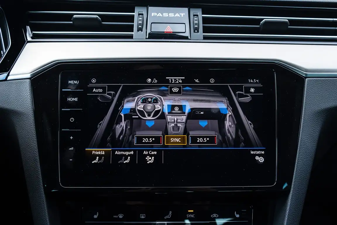 VOLKSWAGEN PASSAT