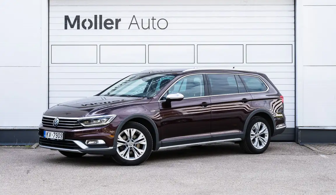 VOLKSWAGEN PASSAT