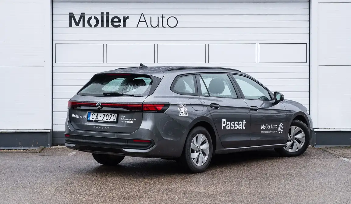 VOLKSWAGEN PASSAT