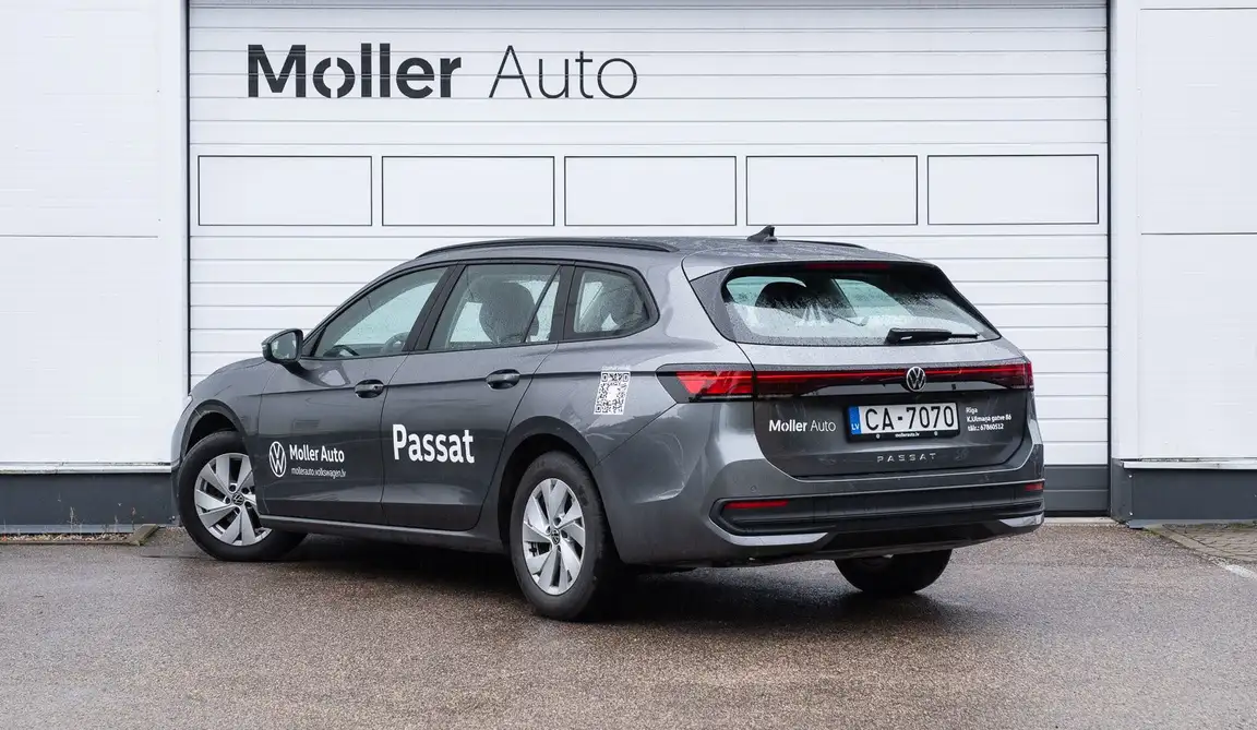 VOLKSWAGEN PASSAT