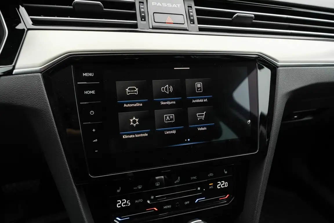 VOLKSWAGEN PASSAT