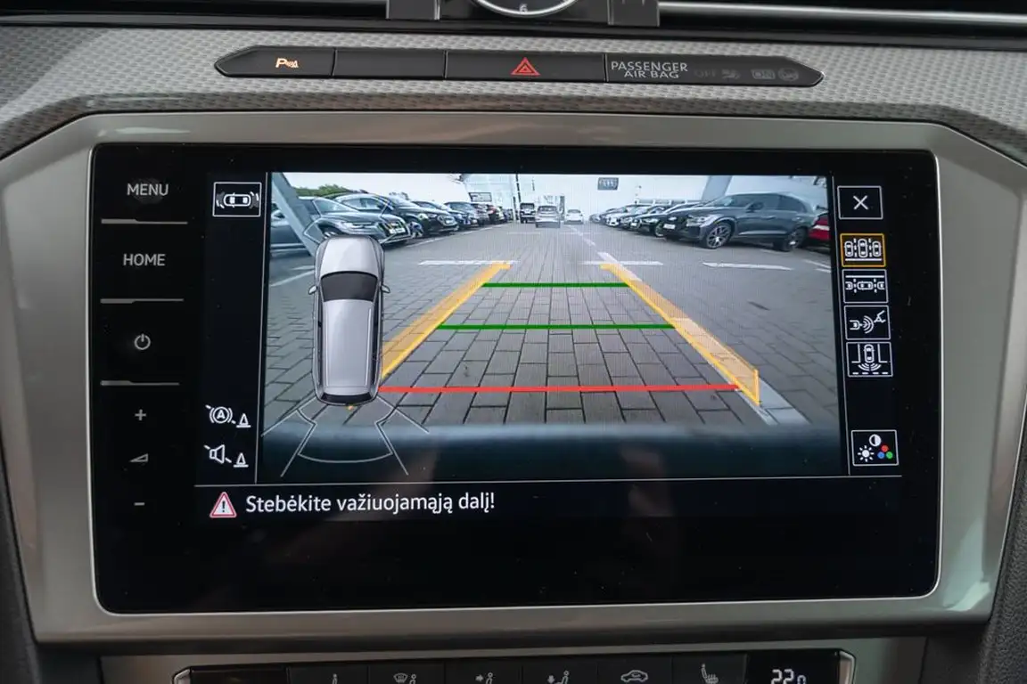 VOLKSWAGEN PASSAT
