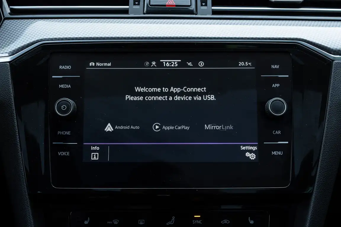VOLKSWAGEN PASSAT