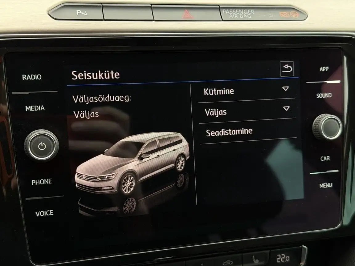 VOLKSWAGEN PASSAT