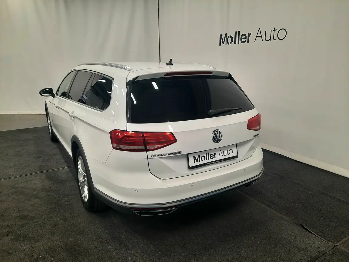 VOLKSWAGEN PASSAT ALLTRACK