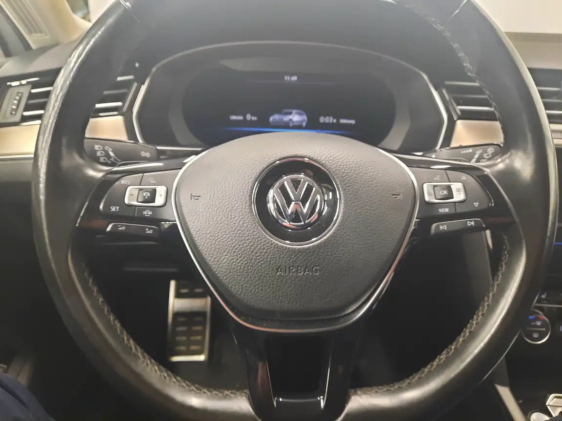 VOLKSWAGEN PASSAT ALLTRACK