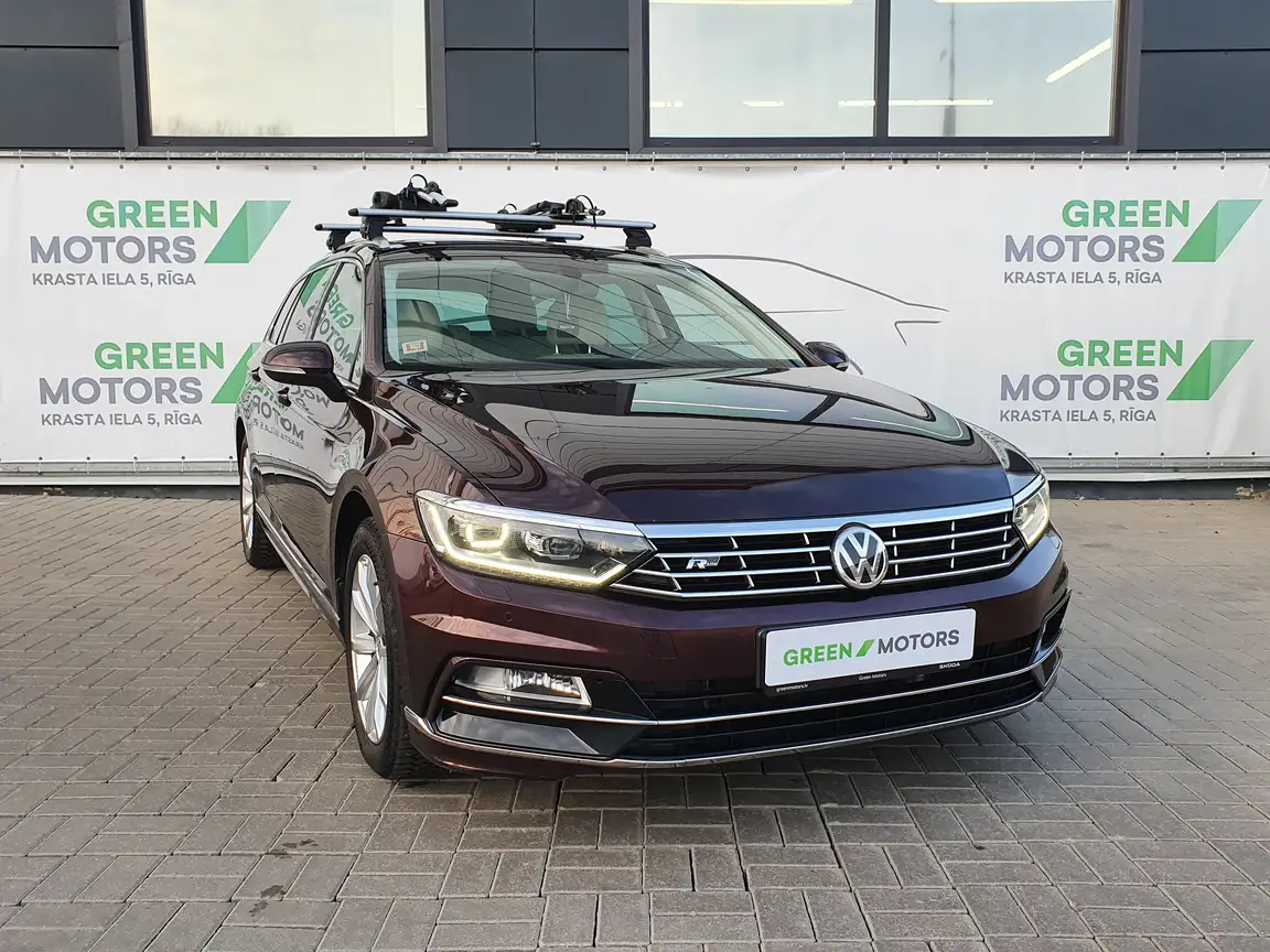 VOLKSWAGEN PASSAT