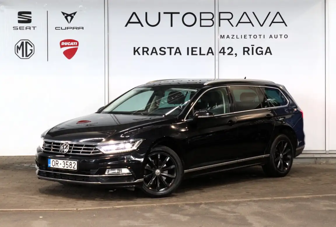 VOLKSWAGEN PASSAT
