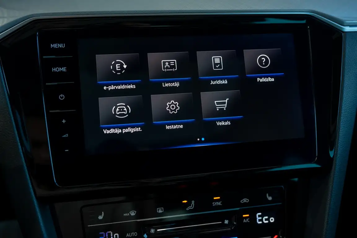 VOLKSWAGEN PASSAT