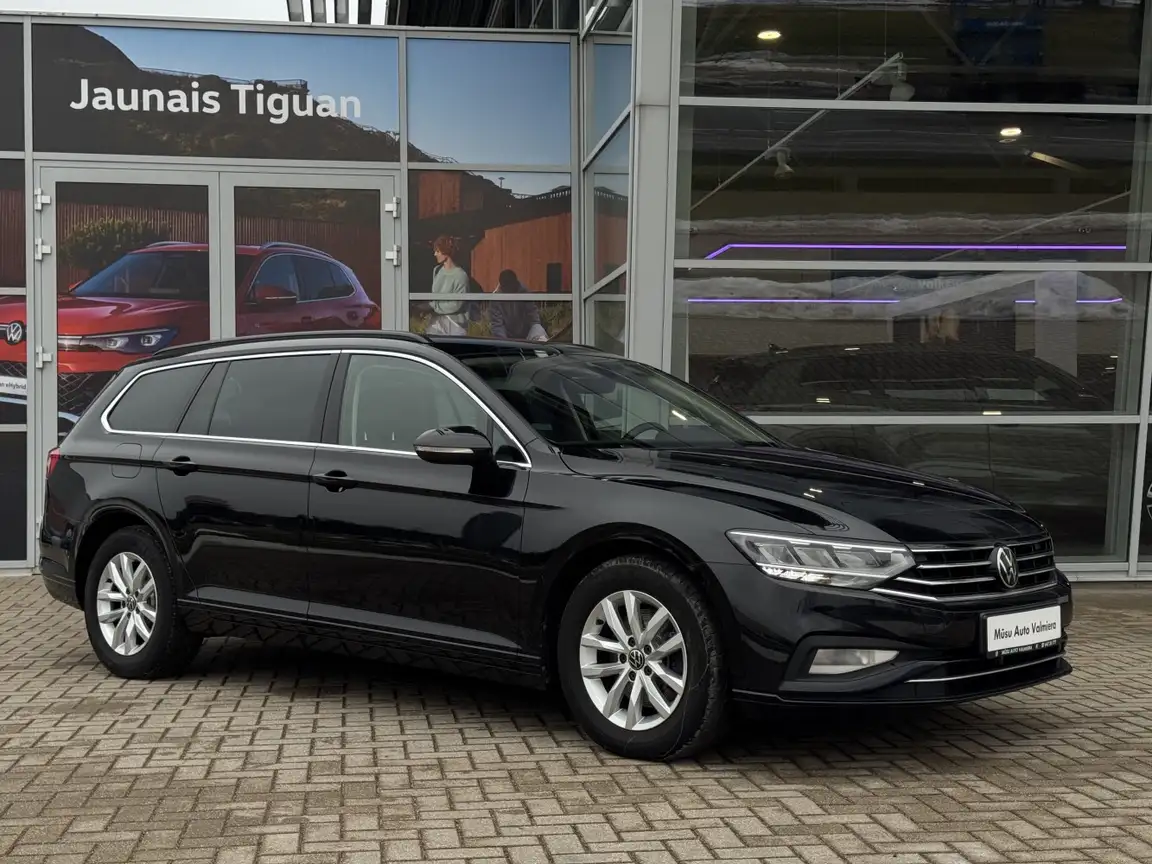 VOLKSWAGEN PASSAT