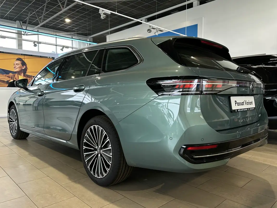 VOLKSWAGEN PASSAT