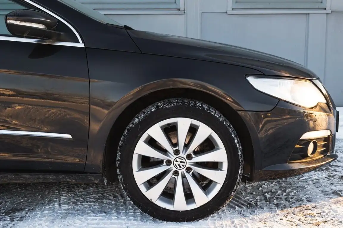 VOLKSWAGEN PASSAT CC