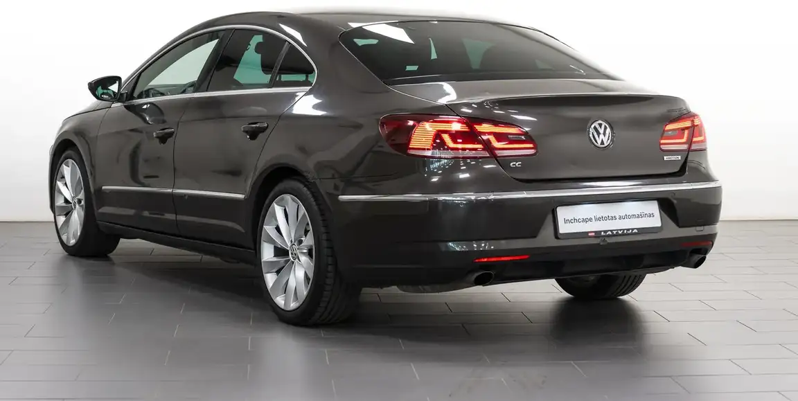 VOLKSWAGEN PASSAT CC